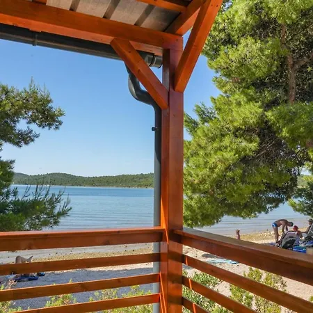 Mediteran Travel Mobile Homes Miran Pirovac Exterior foto