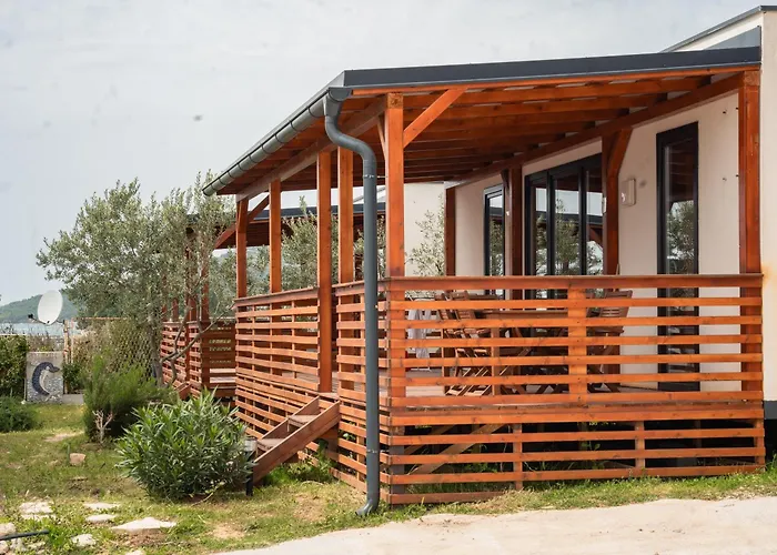 Mediteran Travel Mobile Homes Miran Pirovac