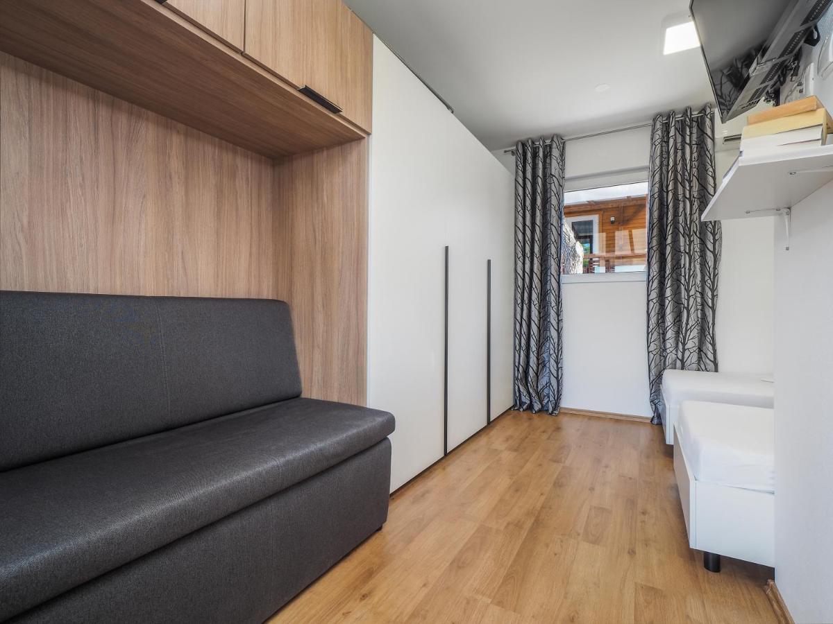 Mediteran Travel Mobile Homes Miran Pirovac